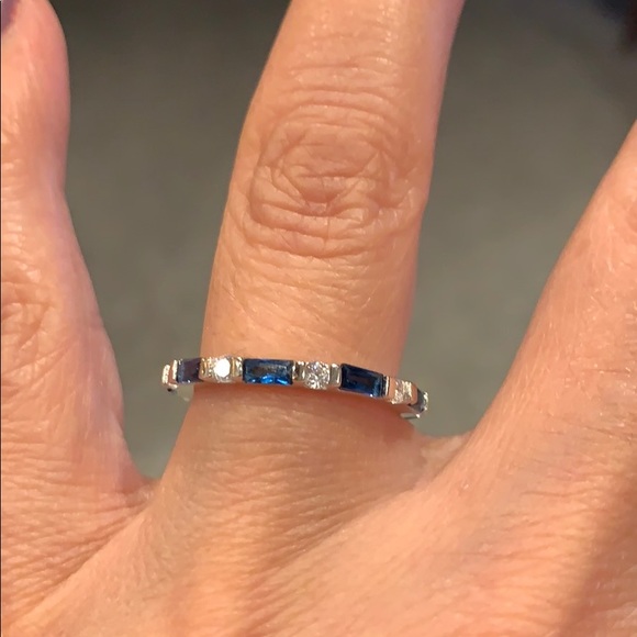 1.5mm Red Green Blue Gemstone CZ Wedding Band - Picture 7 of 8